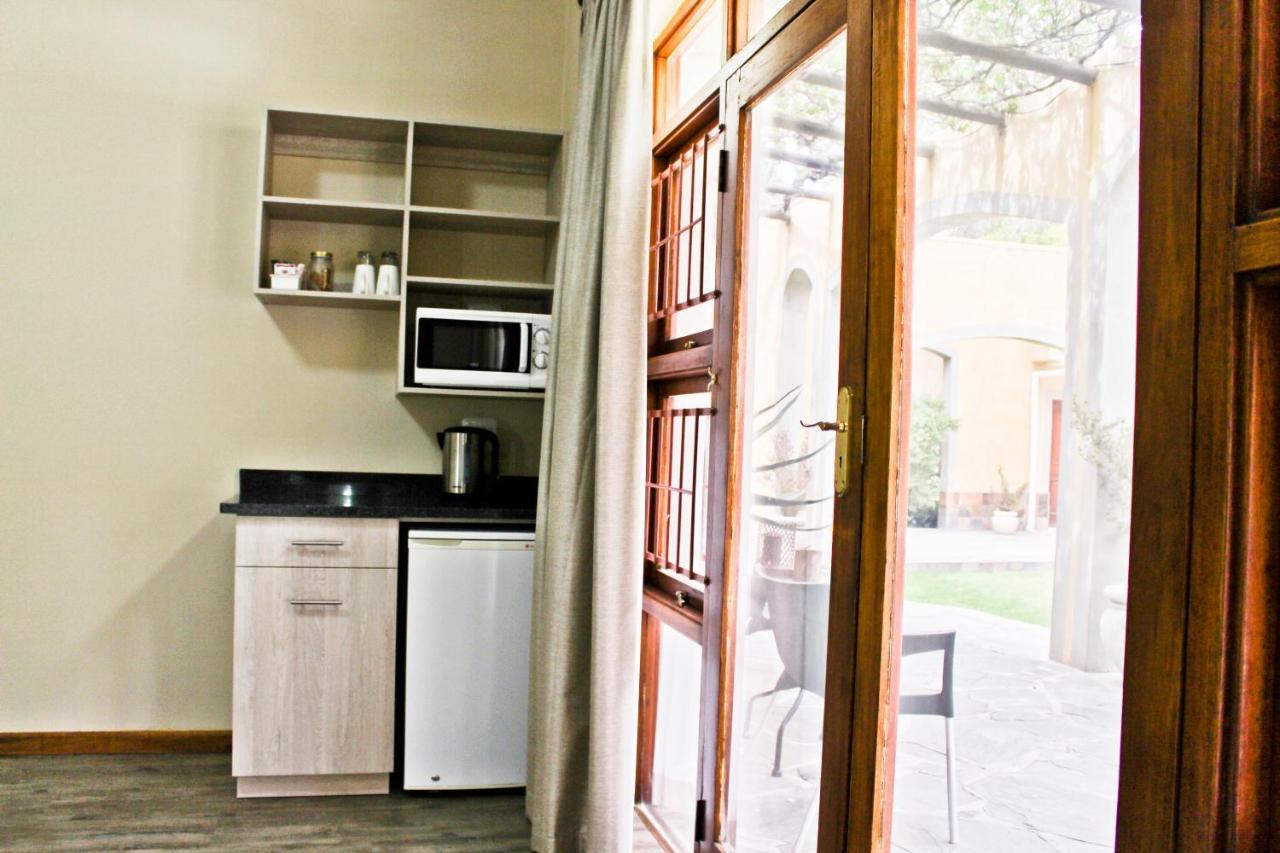 בופורט ווסט 17 On Bird Guest House מראה חיצוני תמונה